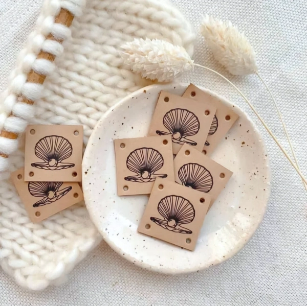 Кожаные бирки